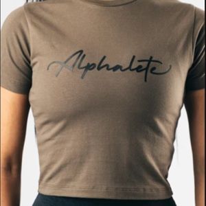 Alphalete Signature Crop 🐺